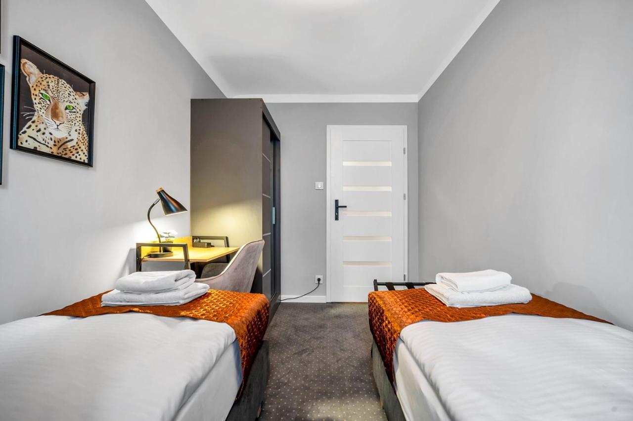 Aparthotel Grzybowska 9 Warsaw Exterior photo